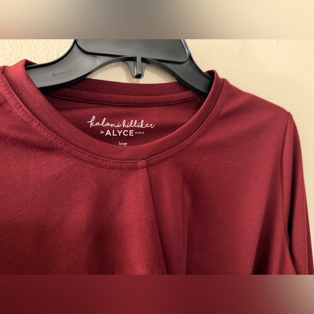 NWT Alyce Paris Burgundy Long Sleeve Top - Picture 4 of 8